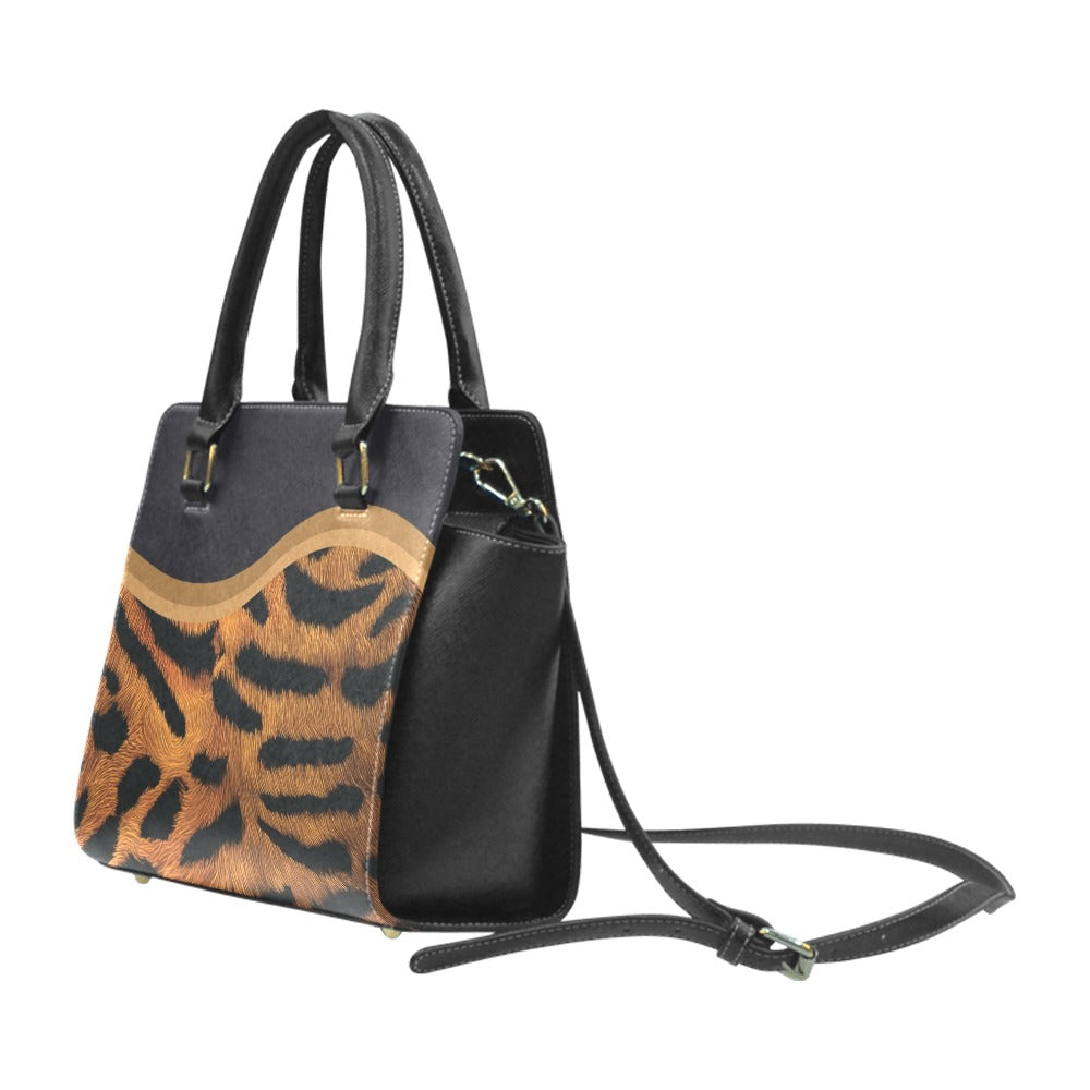 *Tiger Rivet Shoulder Handbag